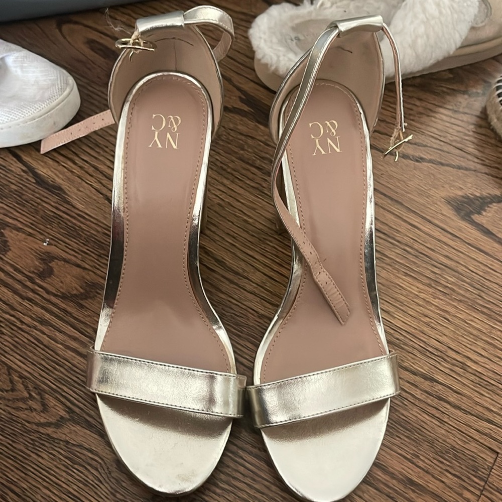 NY&C gold heels